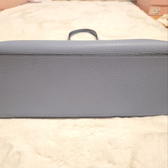 Authentic Brand New Valentino Tote Bag - Picture 6 of 9